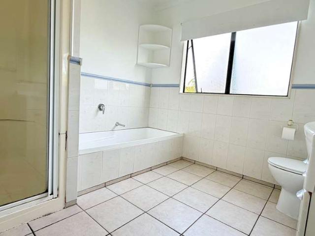 House for rent in Paremoremo