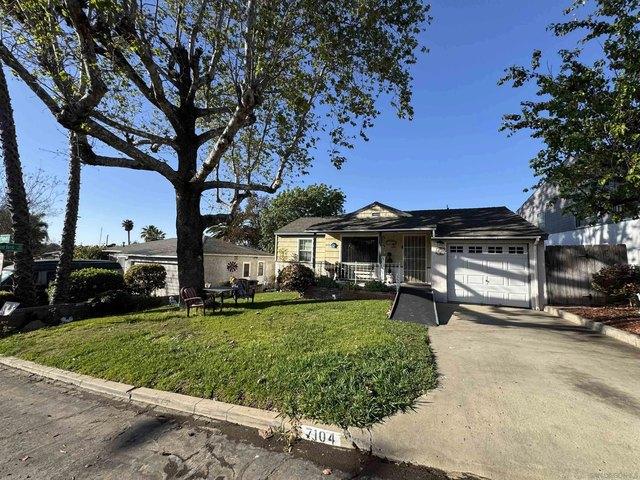 House for sale in La Mesa, California