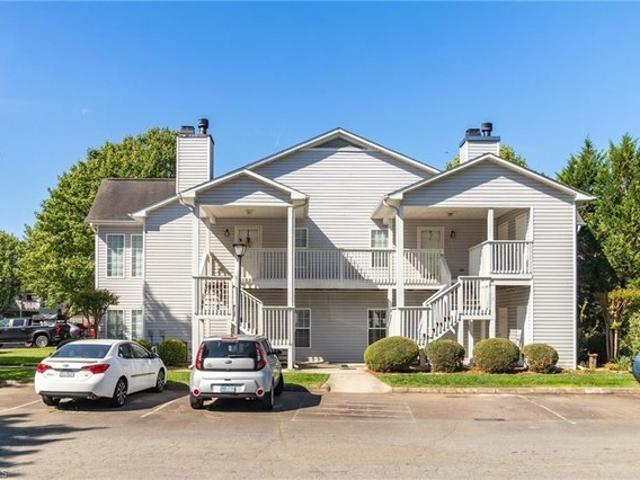 Condo for sale in Clemmons, North Carolina