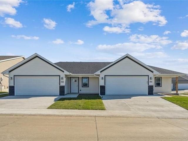 Condo for sale in Linn, Iowa
