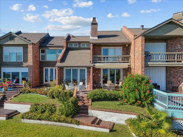 Townhouse for sale in Galveston, Texas