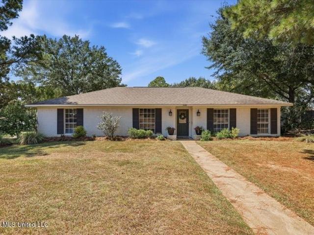 House for sale in Ridgeland, Mississippi