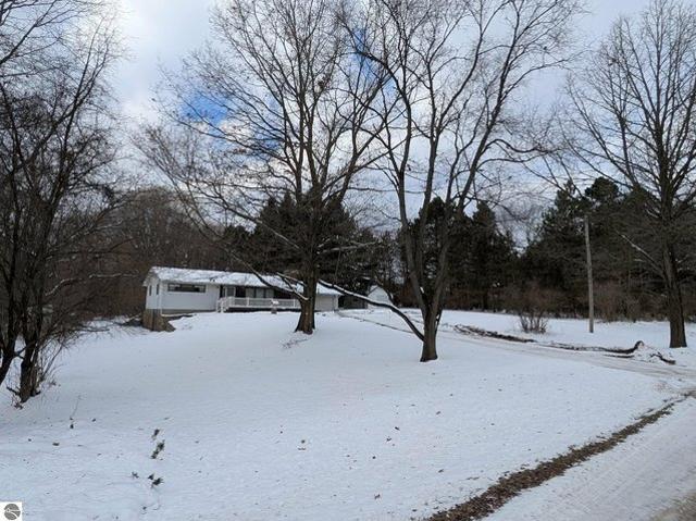House for sale in Elwell, Seville Township