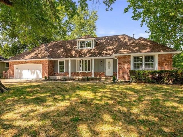 House for sale in Grandview, Missouri