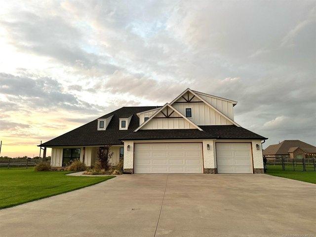 House for sale in Collinsville, Tulsa County
