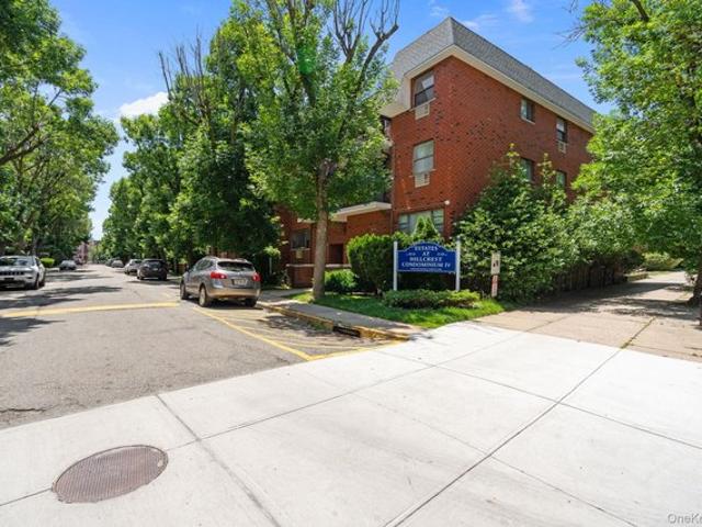 Condo for sale in Queens, Arverne