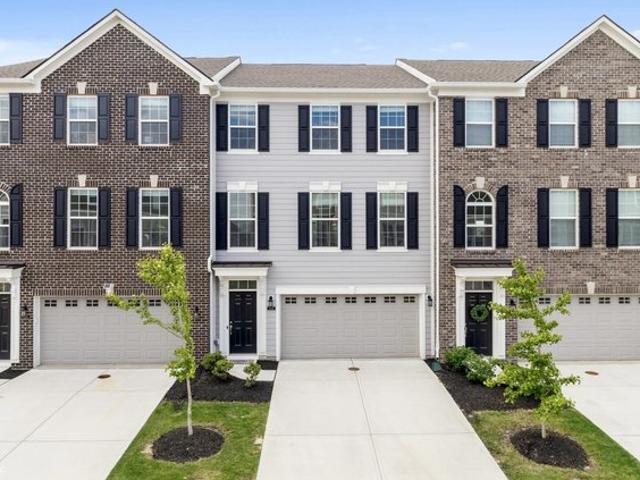 Townhouse for sale in Carmel, Indiana
