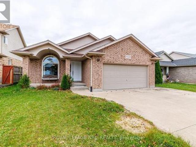 House for sale in Niagara Falls, Golden Horseshoe