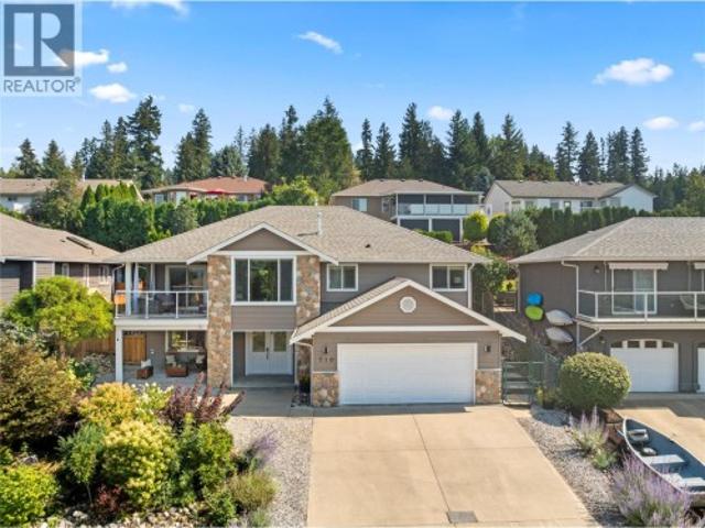 House for sale in Salmon Arm, British Columbia