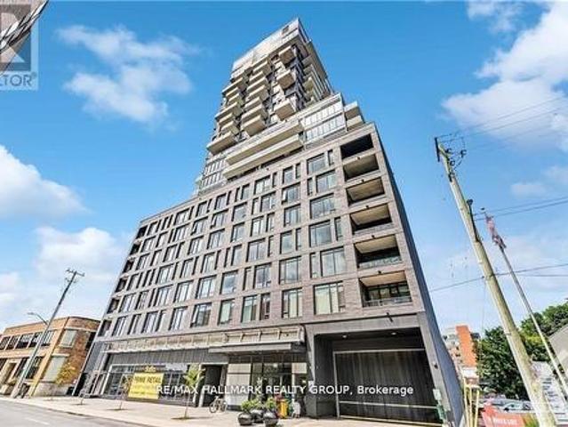 Condo for sale in Somerset, Ottawa