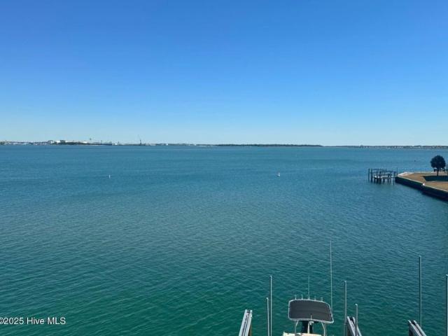 Townhouse for sale in Atlantic Beach