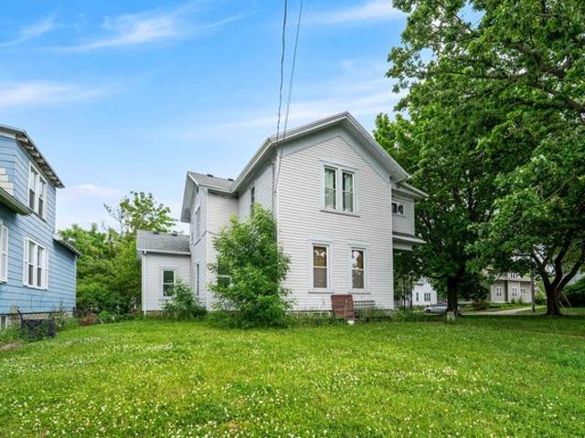 House for sale in Oshkosh, Wisconsin