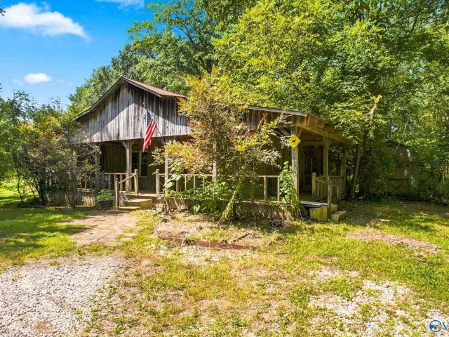 House for sale in Trinity, Alabama