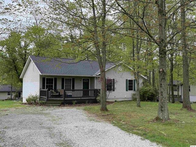 House for sale in Howard, Ohio