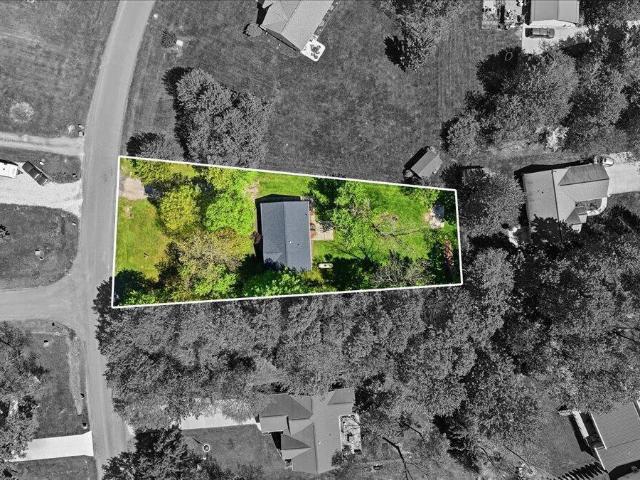 House for sale in Howard, Ohio