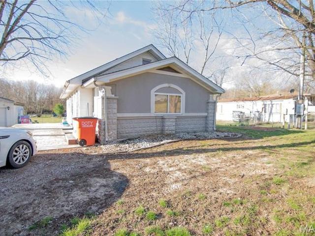 House for sale in Vandalia, Illinois