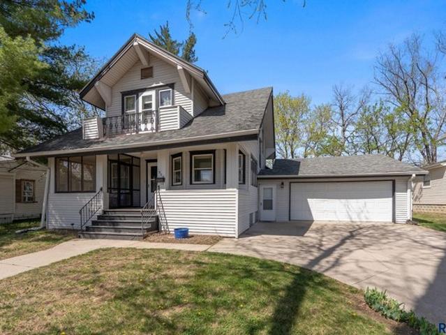 House for sale in Canton, South Dakota