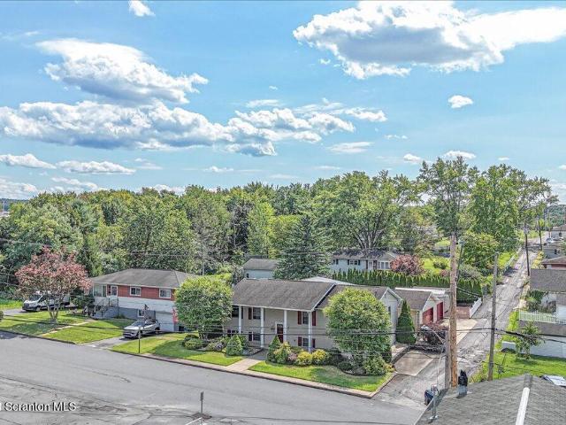 House for sale in Moosic, Pennsylvania