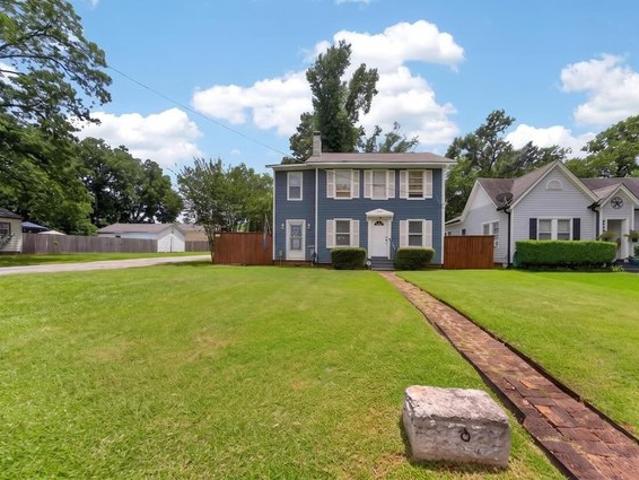 House for sale in Palestine, Texas