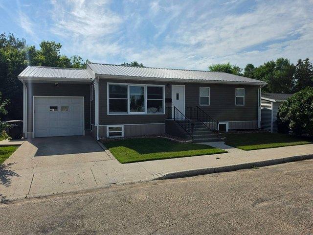 House for sale in Bottineau, North Dakota