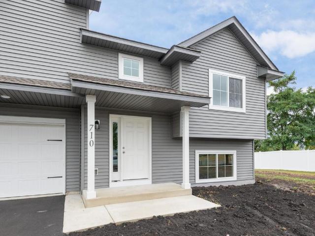 House for sale in Green Isle, Sibley County