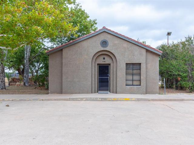 Commercial for sale in Tuscola, Taylor County