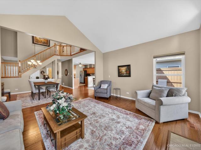 Townhouse for sale in Mchenry, Illinois