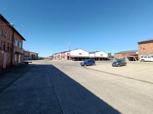Commercial for rent in Nooitgedacht, Gauteng