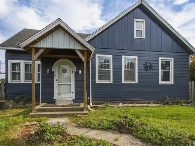 House for sale in Colchester, McDonough County