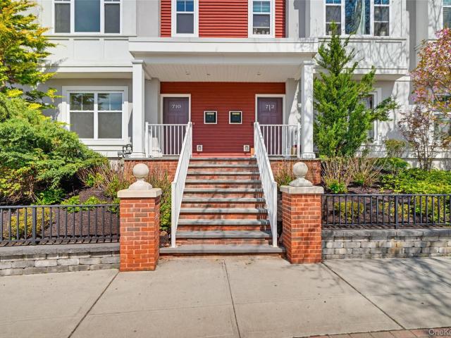 Condo for sale in Peekskill, New York