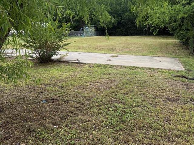Land for sale in Bowie, Texas