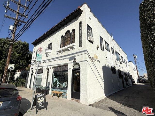 House for sale in Canoga Park, California
