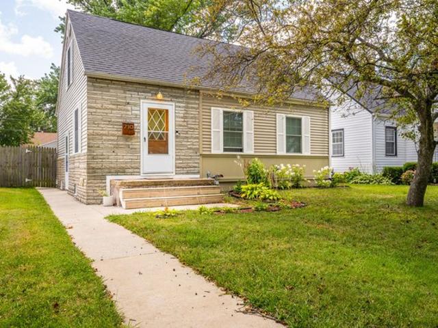 House for sale in Saint Joseph, Michigan