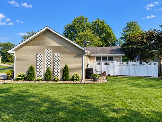 House for sale in Pinckneyville, Perry County