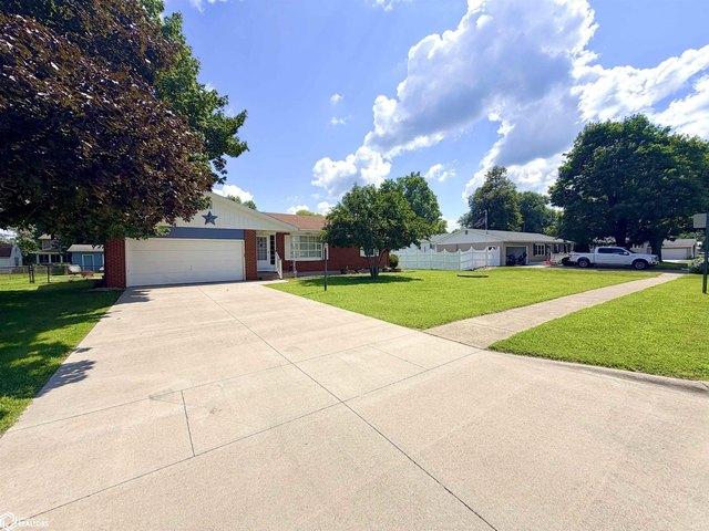 House for sale in West Burlington, Iowa