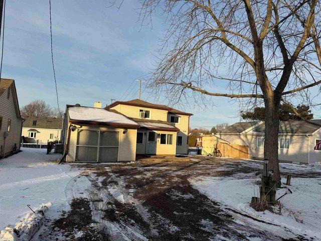 House for sale in Algonac, Michigan
