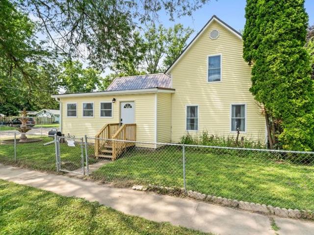 House for sale in Oregon, Illinois