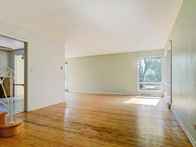 House for sale in La Grange, Illinois