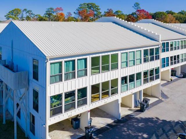 Townhouse for sale in Fairhope, Alabama