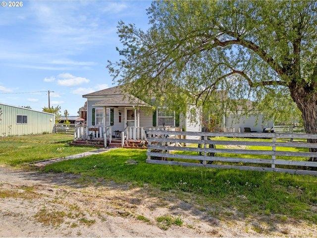 House for sale in Oregonia