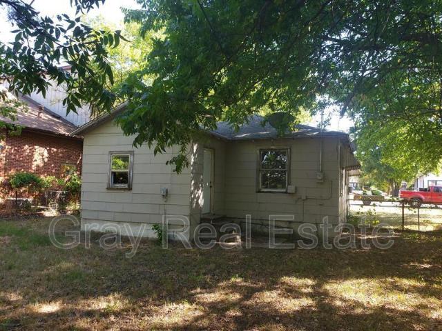 House for rent in Ada