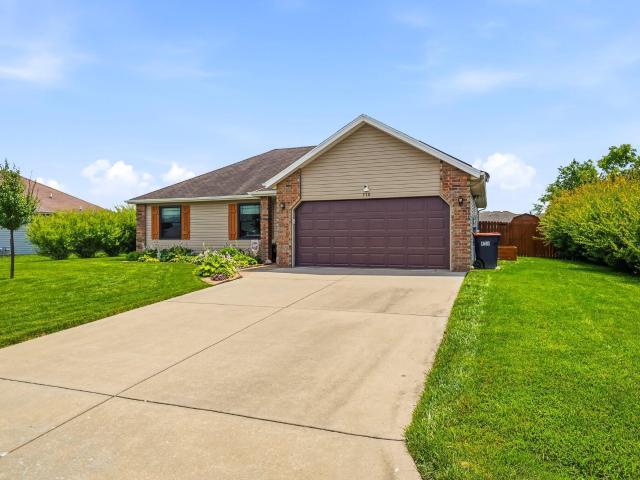 House for sale in Clever, Missouri