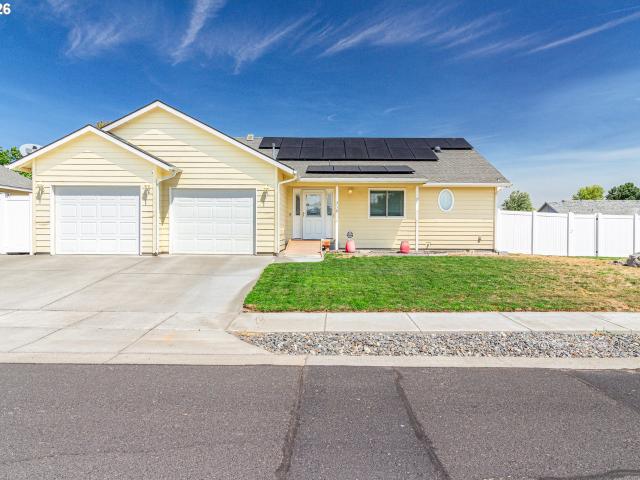 House for sale in Oregonia