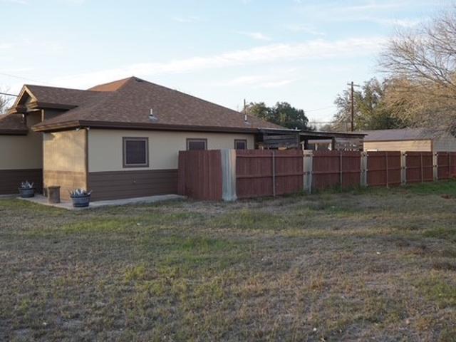 House for sale in Hebbronville, Texas