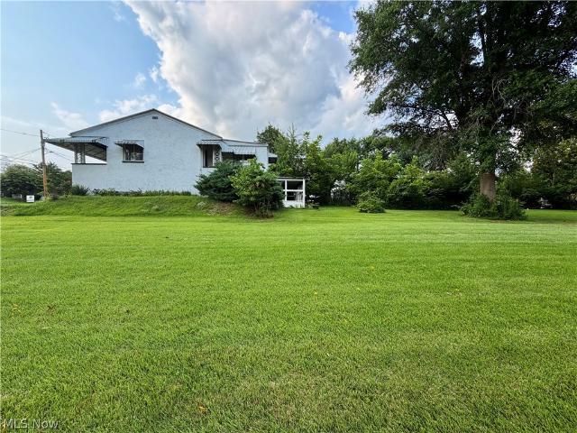 House for sale in Belpre, Ohio