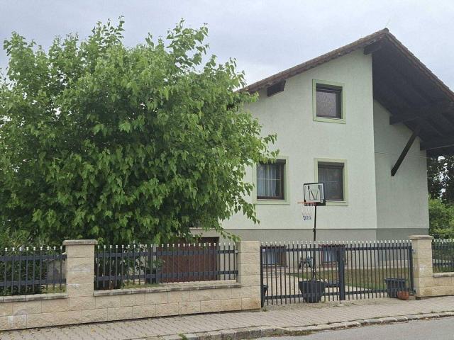 Haus mieten in Parndorf, Burgenland