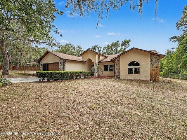 House for sale in Webster, Florida