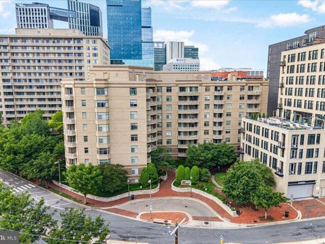 Condo for sale in Bethesda, Maryland