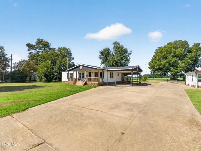 House for sale in Lucama, North Carolina