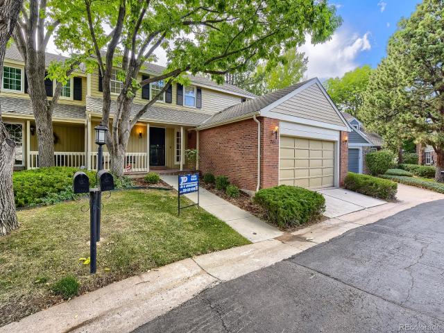 Townhouse for sale in Arapahoe, Colorado